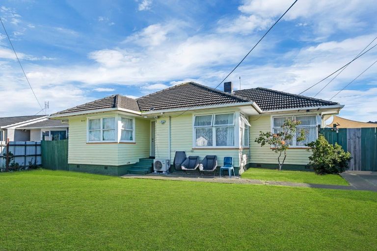 Photo of property in 33 Haddon Street, Mangere East, Auckland, 2024