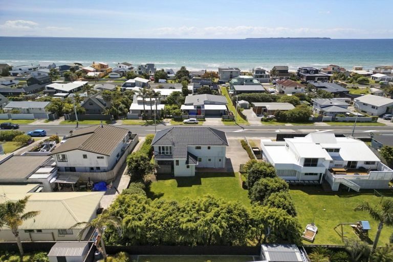 Photo of property in 1134 Papamoa Beach Road, Papamoa Beach, Papamoa, 3118