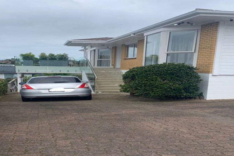 Photo of property in 1/42 Sunrise Avenue, Mairangi Bay, Auckland, 0630