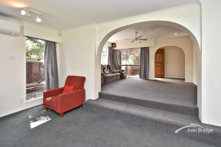 Photo of property in 10 Mooray Avenue, Bishopdale, Christchurch, 8053