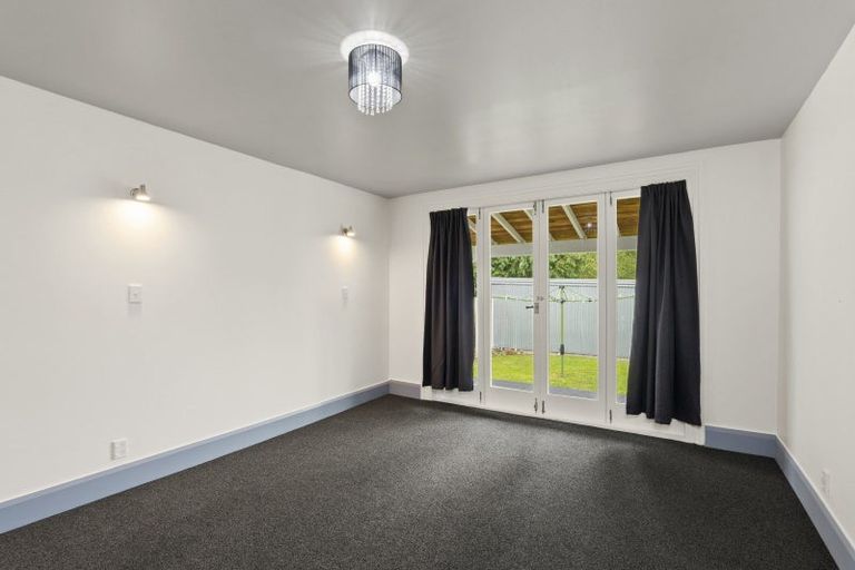 Photo of property in 3 Queen Street, Coalgate, 7673