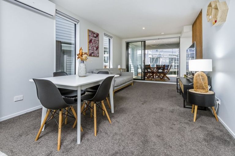 Photo of property in 70 Makamaka Lane, Albany Heights, Auckland, 0632