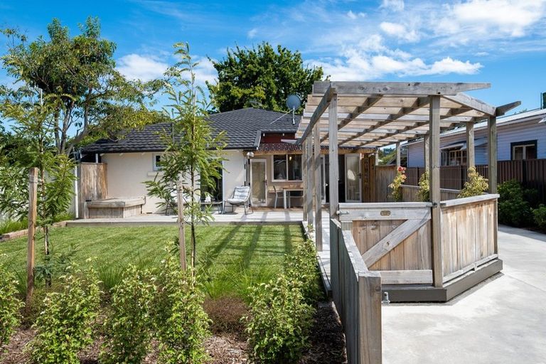 Photo of property in 15 Shamrock Street, Napier South, Napier, 4110