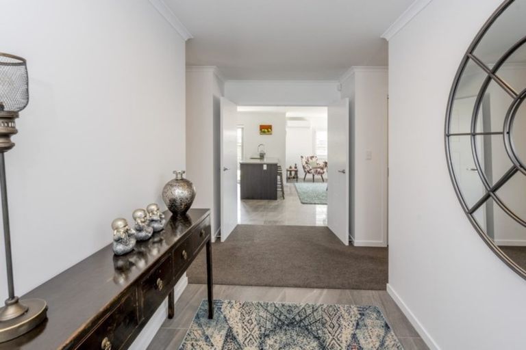 Photo of property in 2 Kilsby Place, Levin, 5510