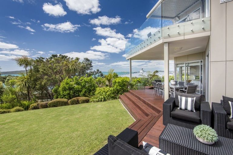 Photo of property in 1/40 Seacliffe Avenue, Belmont, Auckland, 0622