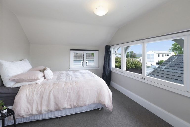Photo of property in 59 Kotare Street, Fendalton, Christchurch, 8041