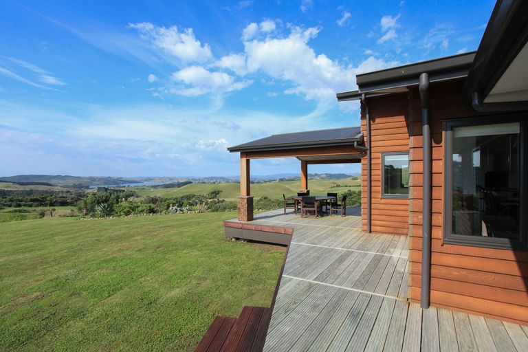 Photo of property in 65 Te Ahiawa Road, Raglan, 3297