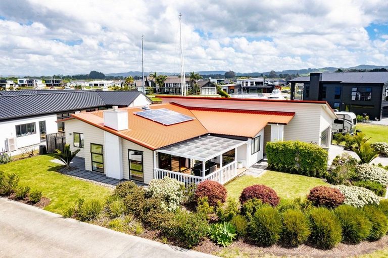 Photo of property in 27 Stace Hopper Drive, One Tree Point, 0118