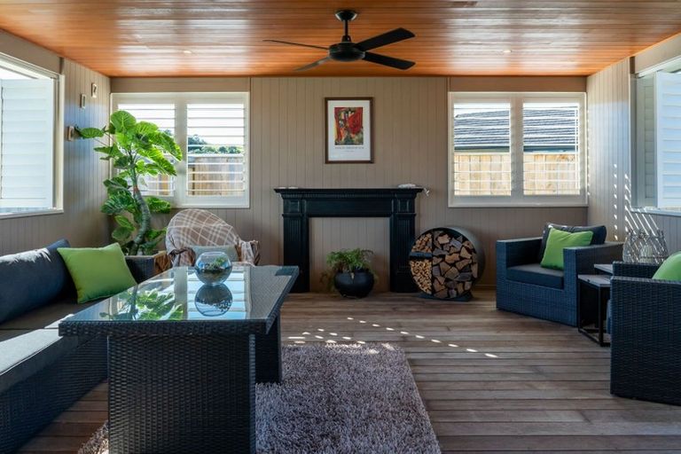 Photo of property in 51 Montgomery Crescent, Kinloch, Taupo, 3377