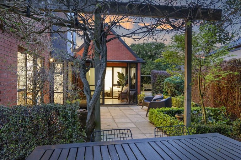 Photo of property in 5 Haineswood Lane, Sockburn, Christchurch, 8042