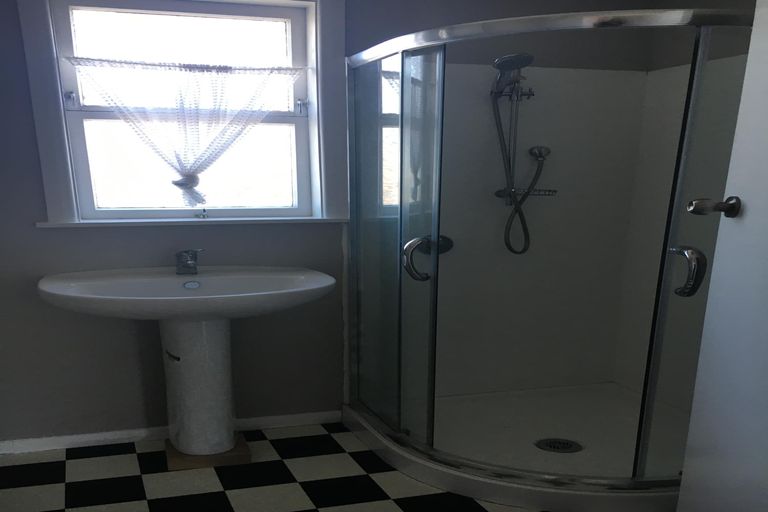 Photo of property in 27 Mccracken Avenue, Hillcrest, Hamilton, 3216