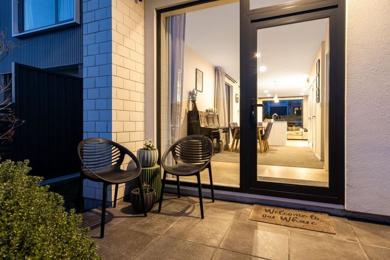 Photo of property in 11 Tokitoki Way, Kenepuru, Porirua, 5022