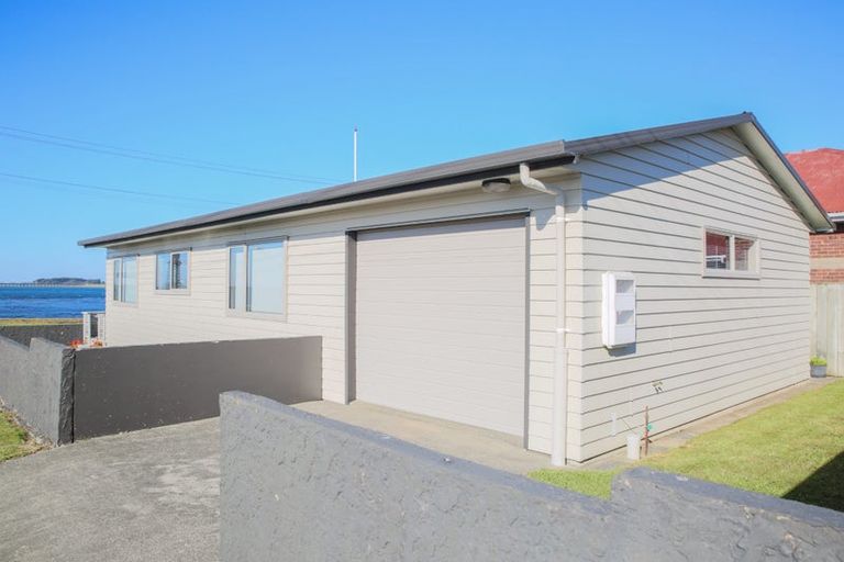 Photo of property in 2 Burrows Street, Bluff, 9814