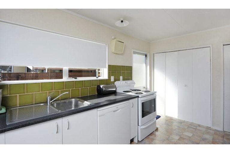 Photo of property in 2/17 Rawhiti Street, Tahunanui, Nelson, 7011
