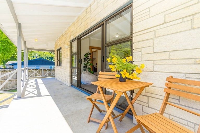 Photo of property in 22 Devon Street, Arrowtown, 9302