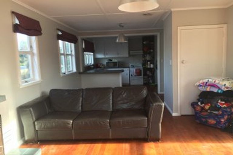 Photo of property in 27 Mccracken Avenue, Hillcrest, Hamilton, 3216