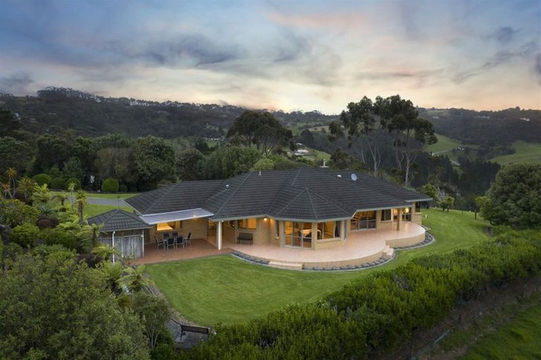 Photo of property in 726 Inland Road, Helensville, 0875