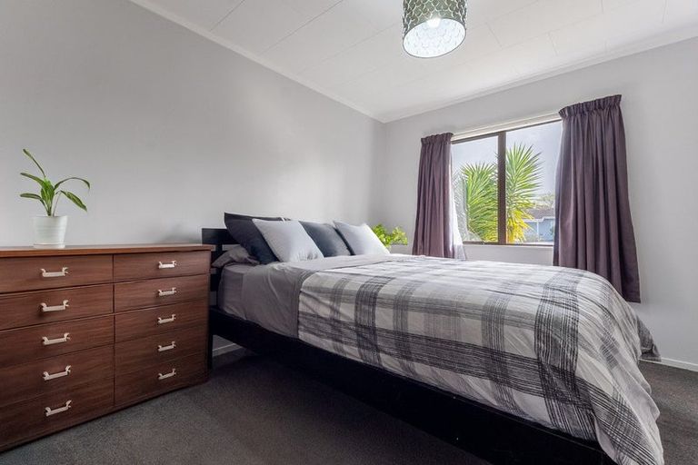 Photo of property in 23 Rosewood Place, Paraparaumu, 5032