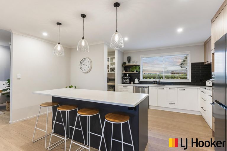 Photo of property in 75 Waimanu Awa Road, Runciman, Drury, 2579