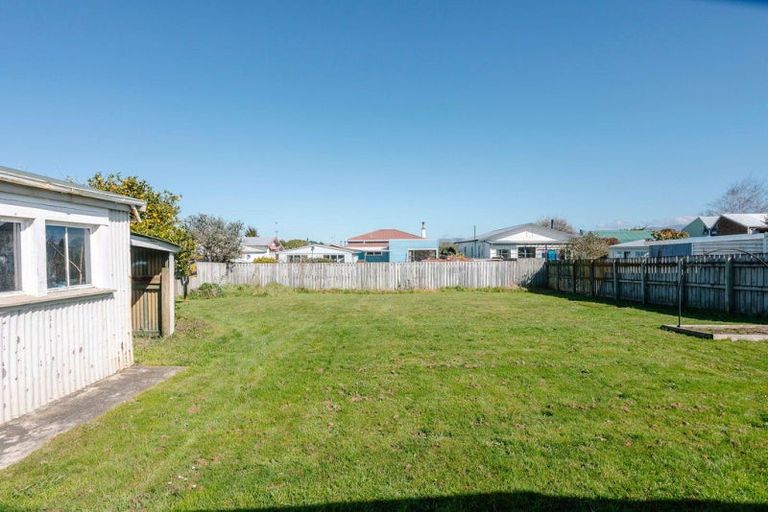 Photo of property in 66 Allardice Street, Dannevirke, 4930