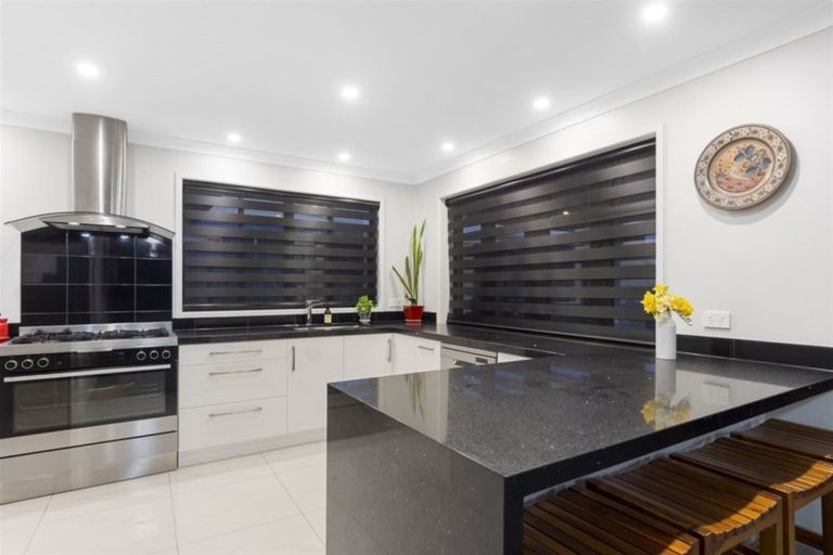 Photo of property in 33 Glenpark Crescent, Bethlehem, Tauranga, 3110