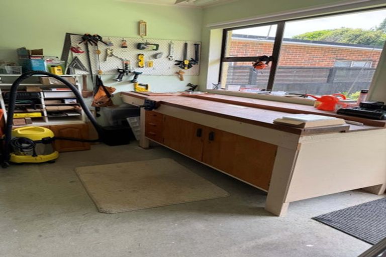 Photo of property in 7 Wakefield Grove, Waikanae, 5036