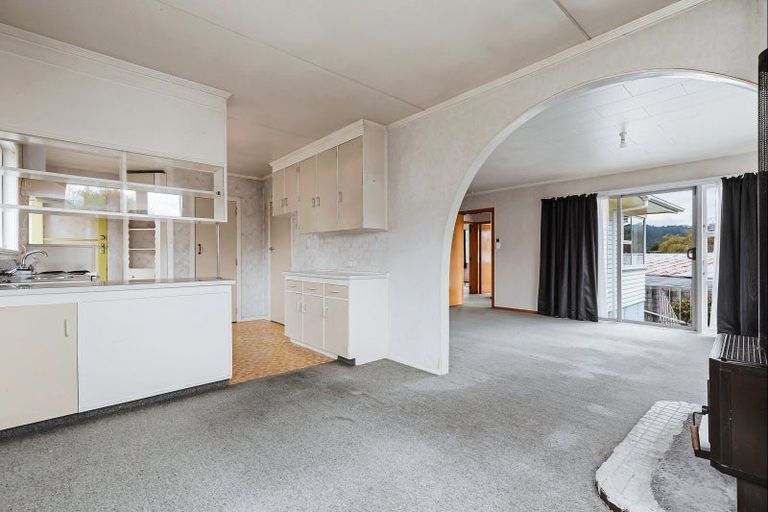 Photo of property in 15 Puketapu Crescent, Taumarunui, 3920