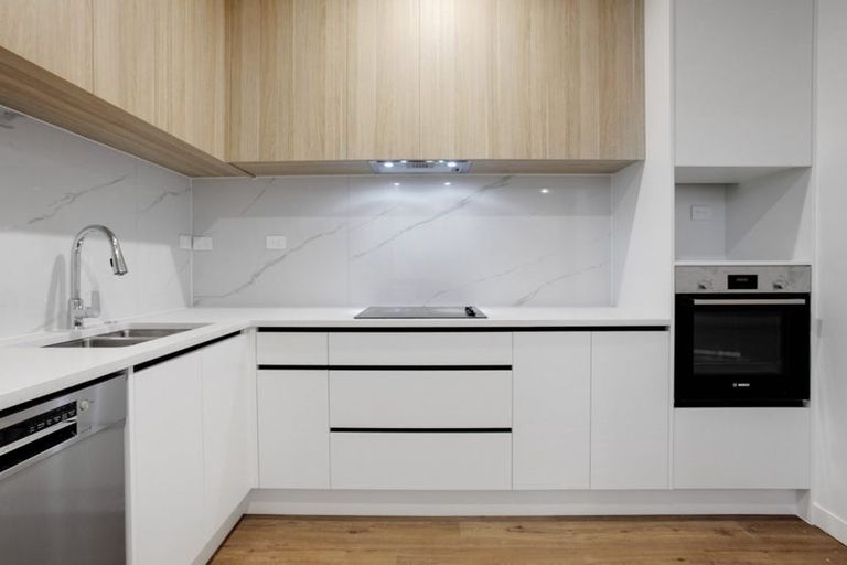 Photo of property in 11/196 Royal Road, Massey, Auckland, 0614