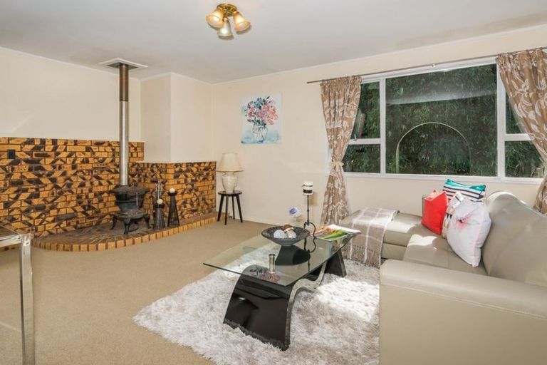 Photo of property in 72 Vandeleur Avenue, Birkdale, Auckland, 0626