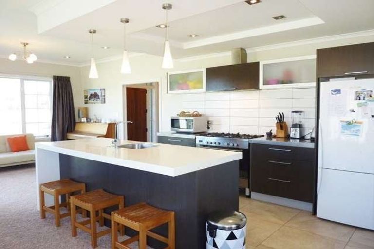 Photo of property in 2 Mandalay Key, Papamoa Beach, Papamoa, 3118