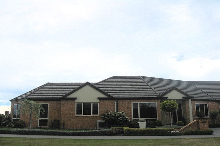 Photo of property in 29 Travis Country Drive, Burwood, Christchurch, 8083