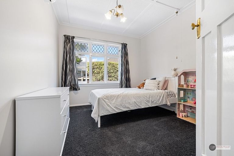 Photo of property in 20 Thornycroft Avenue, Epuni, Lower Hutt, 5011
