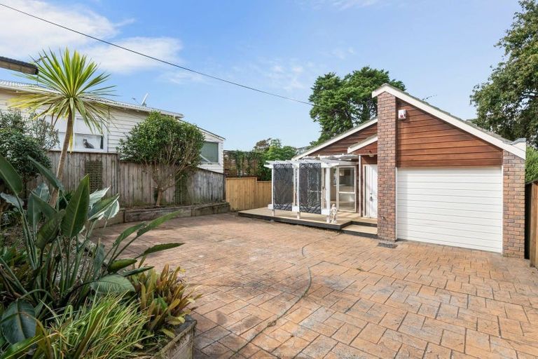 Photo of property in 1/24 Nile Road, Milford, Auckland, 0620