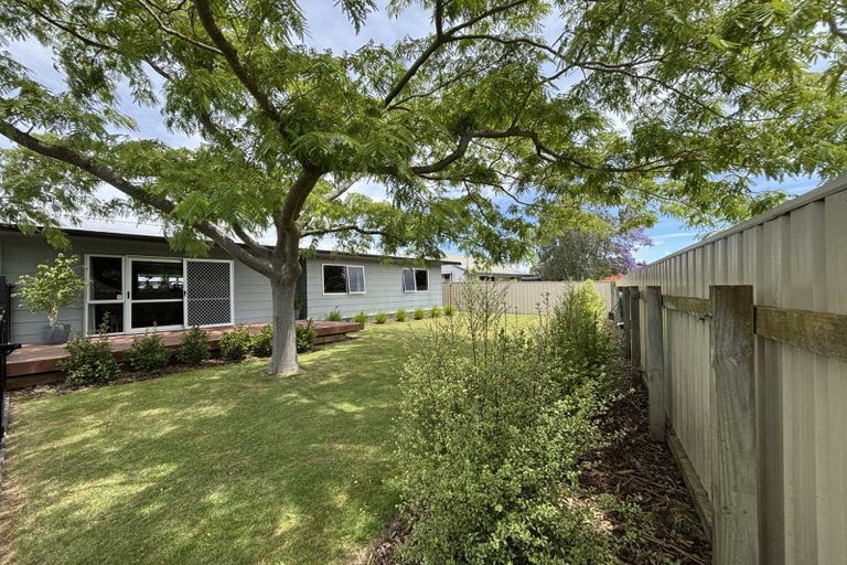 Photo of property in 45 Tait Drive, Greenmeadows, Napier, 4112