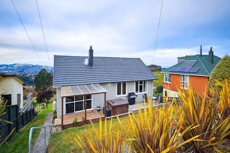 Photo of property in 11 Mcdonald Street, Brockville, Dunedin, 9011