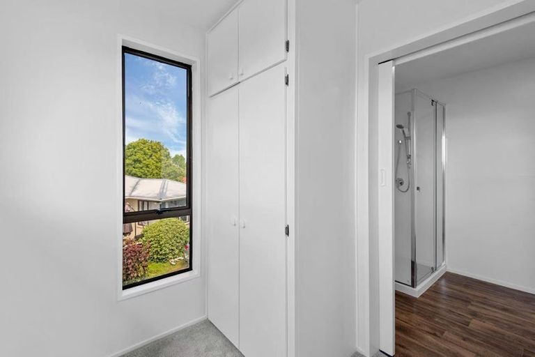 Photo of property in 66 Greendale Avenue, Avonhead, Christchurch, 8042