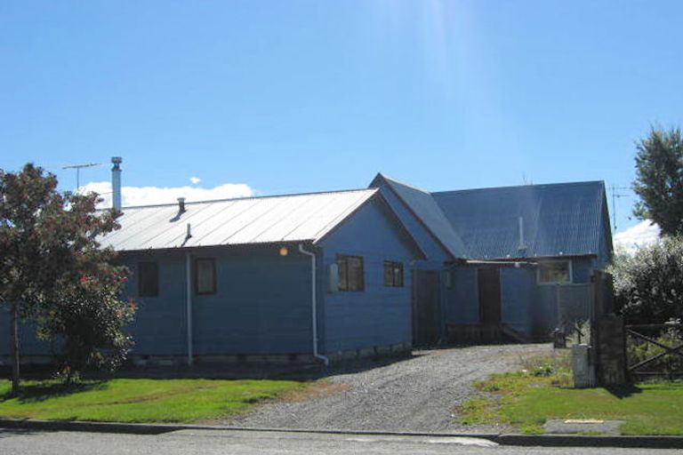 Photo of property in 42 Spaxton Street, Methven, 7730