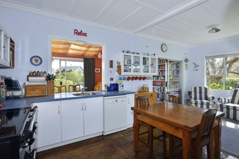 Photo of property in 53 Fortescue Street, Mahia, Nuhaka, 4198