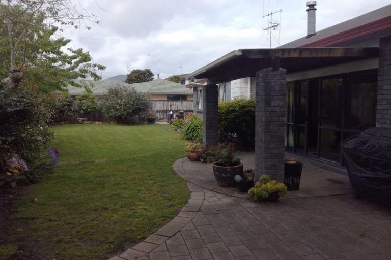 Photo of property in 17 Moreland Avenue, Pukete, Hamilton, 3200