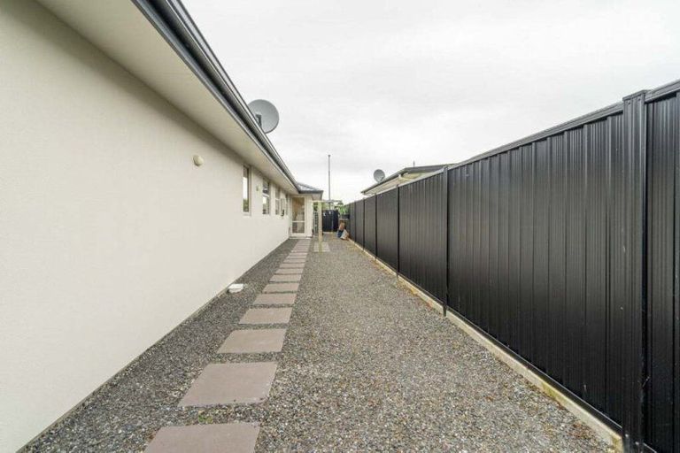 Photo of property in 45 Northside Drive, Waikiwi, Invercargill, 9810