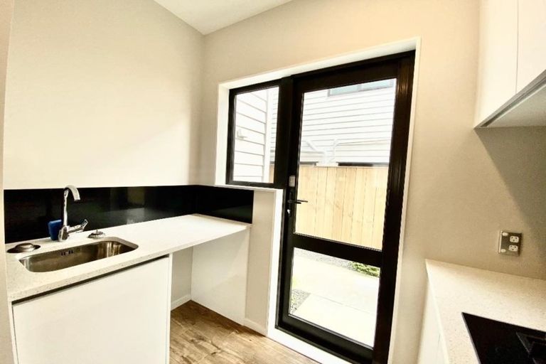 Photo of property in 15 Hikuawa Road, Flat Bush, Auckland, 2019