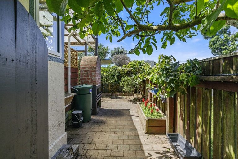 Photo of property in 81 Adelaide Street, Petone, Lower Hutt, 5012