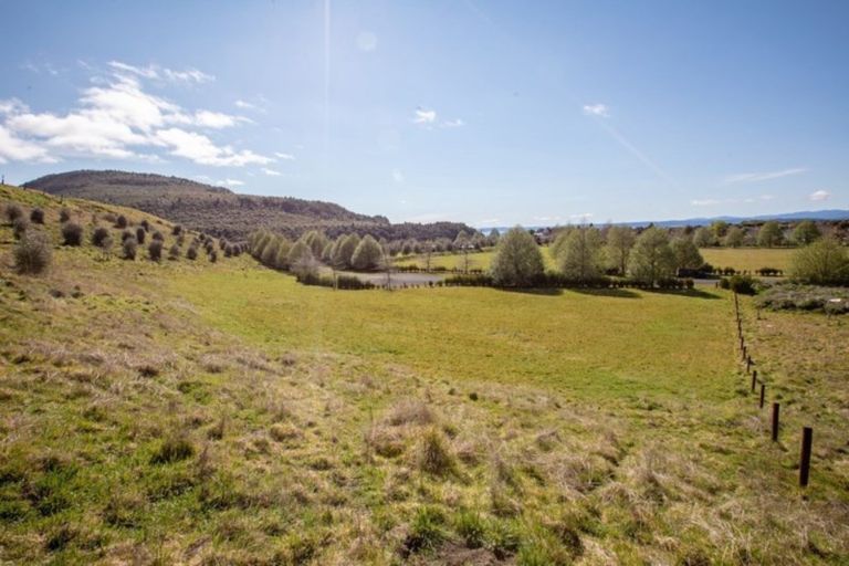 Photo of property in 19 Rangitukua Drive, Kuratau, Turangi, 3381