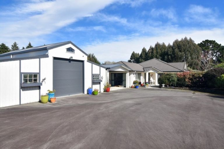 Photo of property in 7 The Glade, Carterton, 5713