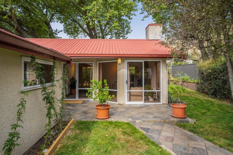 Photo of property in 15b Heuchan Lane, Wanaka, 9305