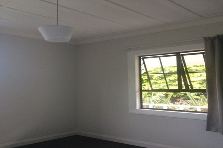 Photo of property in 72 Kaikorai Valley Road, Kaikorai, Dunedin, 9010
