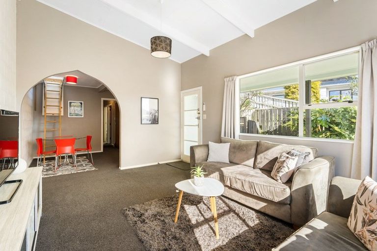 Photo of property in 29a Robson Street, Stokes Valley, Lower Hutt, 5019