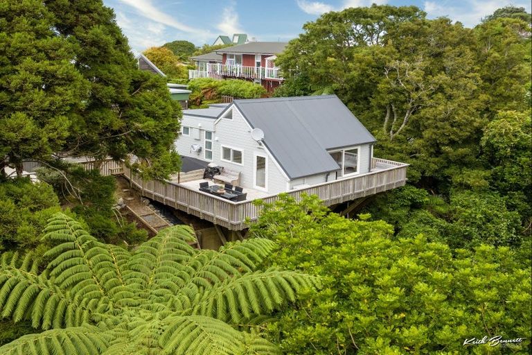 Photo of property in 44 Harbour View Road, Harbour View, Lower Hutt, 5010