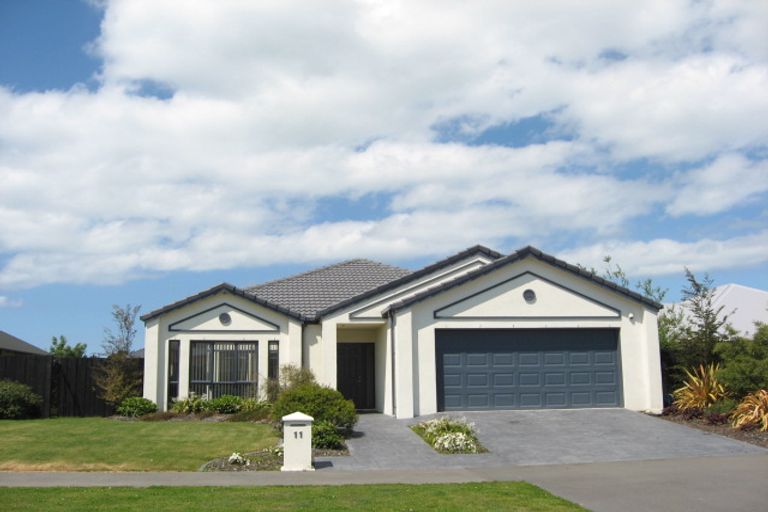 Photo of property in 11 Bottle Lake Drive, Parklands, Christchurch, 8083