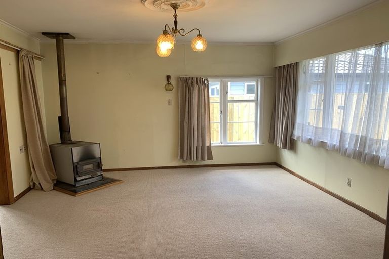 Photo of property in 4 Marion Street, Silverstream, Upper Hutt, 5019